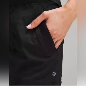 Lululemon Studio Pant- Mid rise, lined. Size 2 regular in colour black.